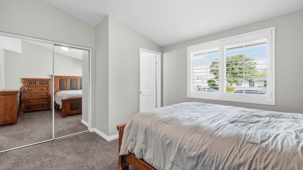 27836 Walnut Springs Ave, Santa Clarita, CA