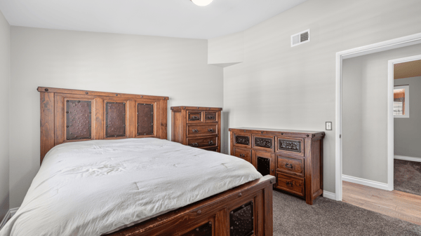 27836 Walnut Springs Ave, Santa Clarita, CA