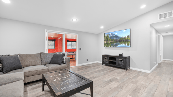 27836 Walnut Springs Ave, Santa Clarita, CA