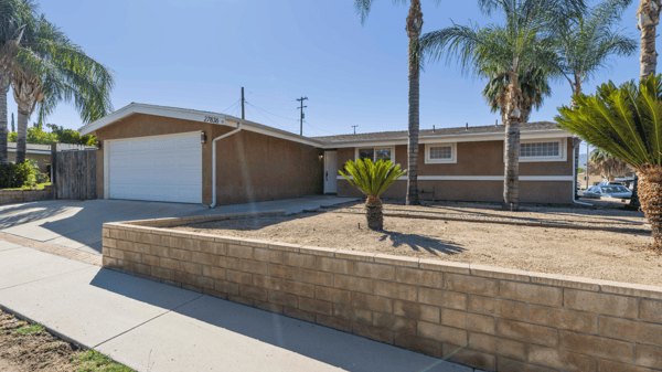 27836 Walnut Springs Ave, Santa Clarita, CA