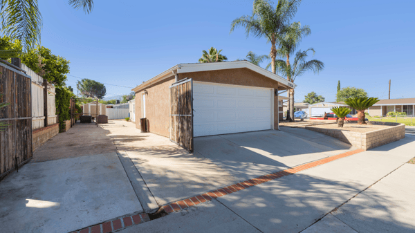 27836 Walnut Springs Ave, Santa Clarita, CA