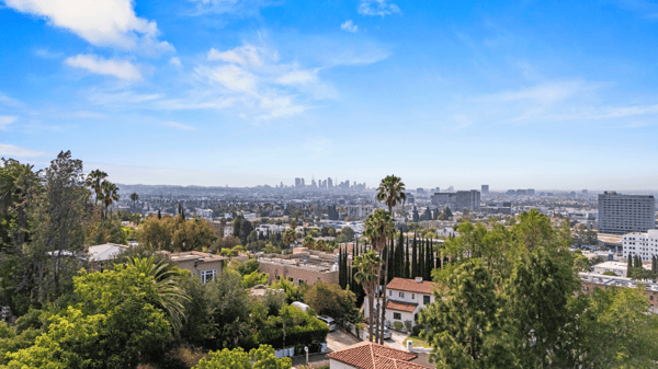 2132 Alcyona Dr, Los Angeles, CA