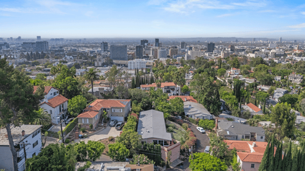 2132 Alcyona Dr, Los Angeles, CA