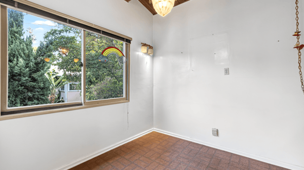 2132 Alcyona Dr, Los Angeles, CA