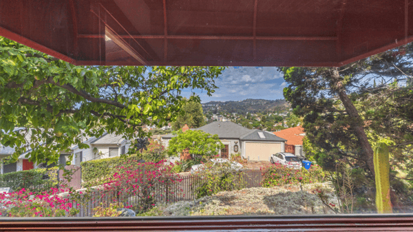 2132 Alcyona Dr, Los Angeles, CA