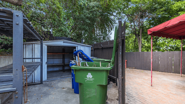 2132 Alcyona Dr, Los Angeles, CA