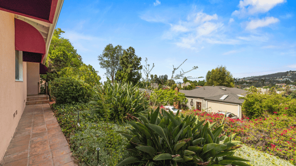 2132 Alcyona Dr, Los Angeles, CA