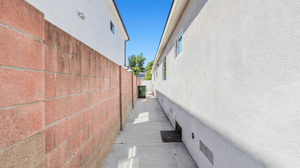 4432 Laurelgrove Ave, Studio City, CA