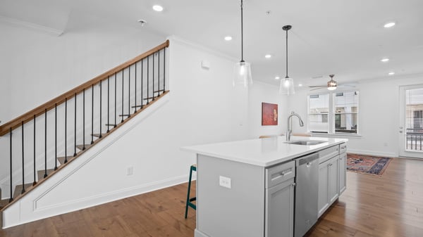 6623 Beacon Drive, Atlanta, GA