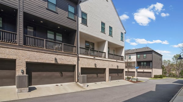 6623 Beacon Drive, Atlanta, GA
