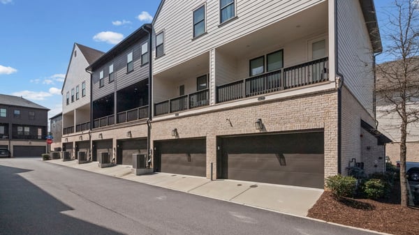 6623 Beacon Drive, Atlanta, GA