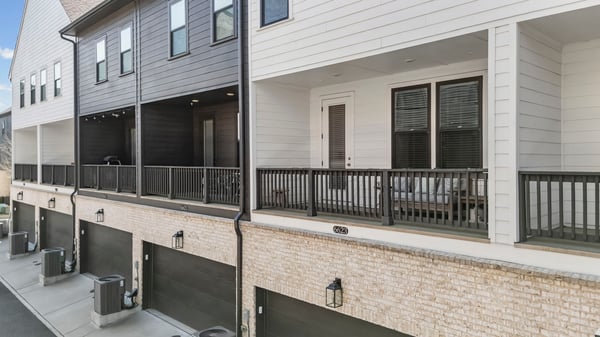 6623 Beacon Drive, Atlanta, GA