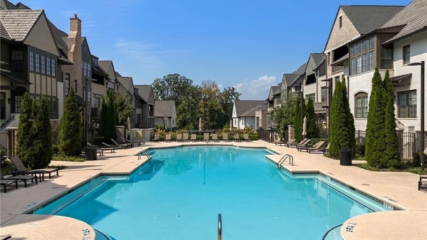 6623 Beacon Drive, Atlanta, GA