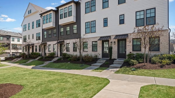 6623 Beacon Drive, Atlanta, GA