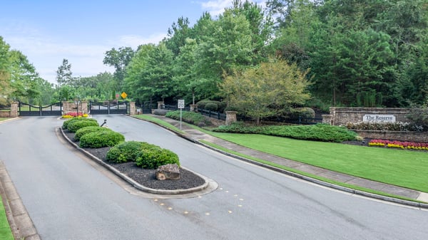 7405 Crestline Drive, Dawsonville, GA