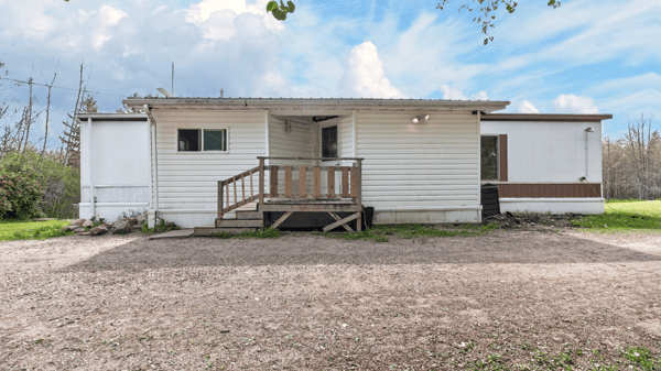 5115 TWP RD 540, Lac Ste. Anne County, AB
