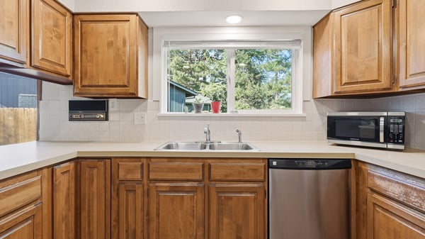 7175 Ridgegate Dr, Gladstone, OR