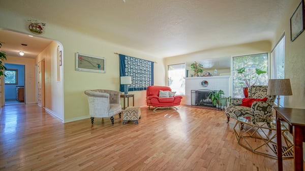 1052 W 10th Ave, Eugene, OR