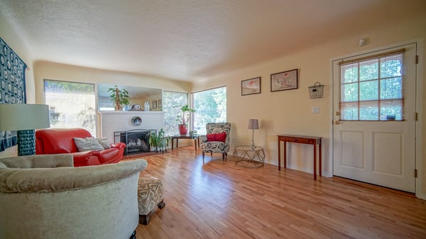 1052 W 10th Ave, Eugene, OR