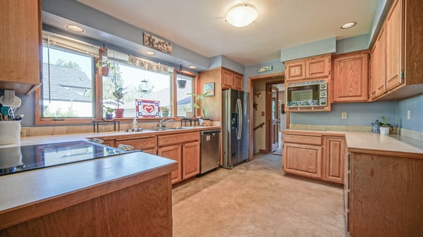 1052 W 10th Ave, Eugene, OR