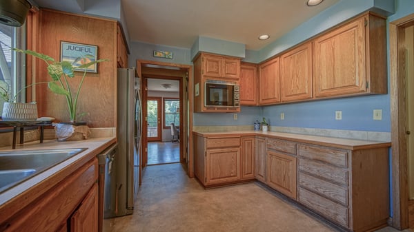 1052 W 10th Ave, Eugene, OR