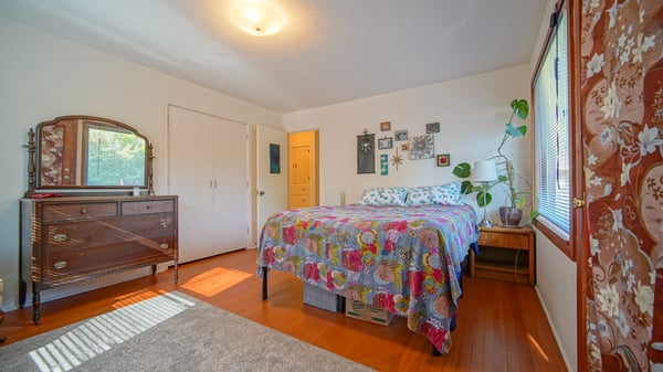 1052 W 10th Ave, Eugene, OR