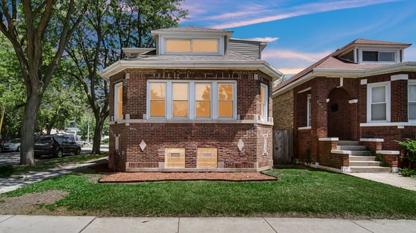 10001 South Wentworth Avenue, Chicago, IL