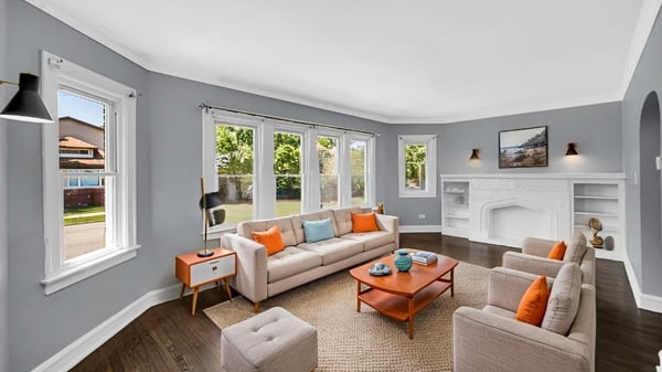 10001 South Wentworth Avenue, Chicago, IL