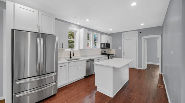 10001 South Wentworth Avenue, Chicago, IL