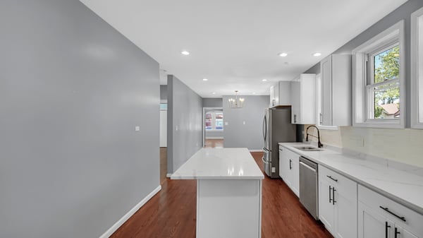 10001 South Wentworth Avenue, Chicago, IL