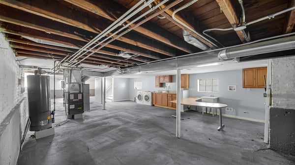 10001 South Wentworth Avenue, Chicago, IL