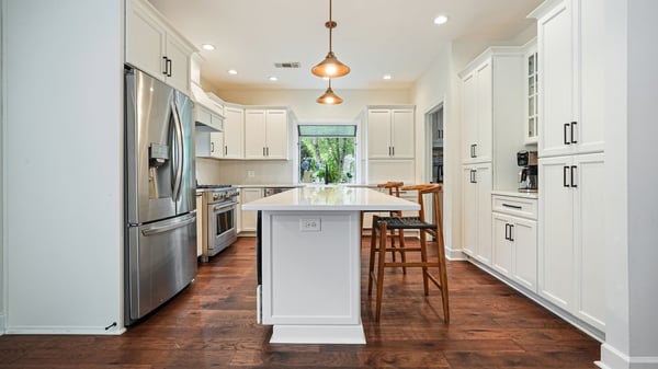 290 Plantation Way, Roswell, GA