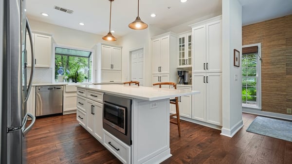 290 Plantation Way, Roswell, GA
