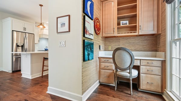 290 Plantation Way, Roswell, GA
