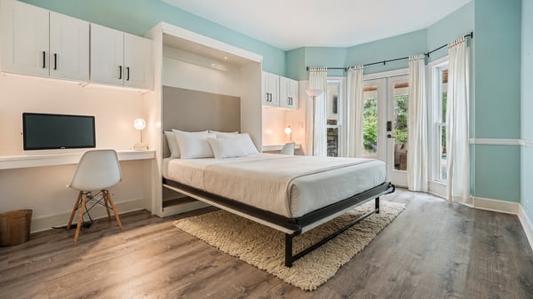 290 Plantation Way, Roswell, GA