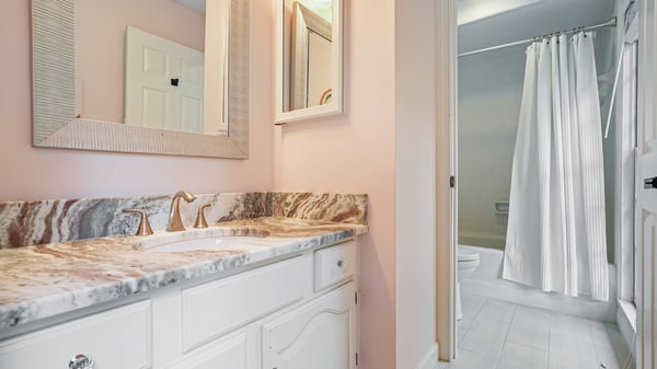 290 Plantation Way, Roswell, GA