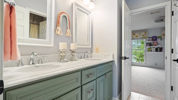 290 Plantation Way, Roswell, GA