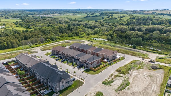 20 Viola St, East Gwillimbury, ON