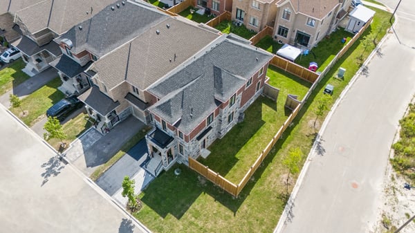 20 Viola St, East Gwillimbury, ON