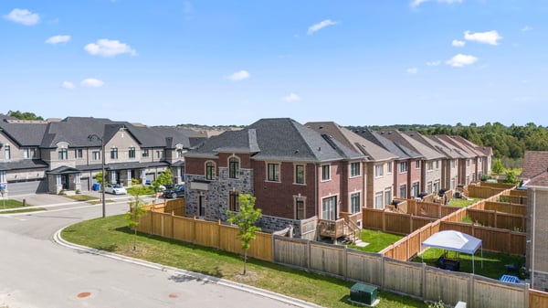 20 Viola St, East Gwillimbury, ON