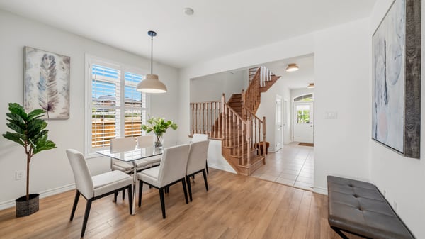 20 Viola St, East Gwillimbury, ON