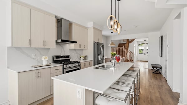 20 Viola St, East Gwillimbury, ON