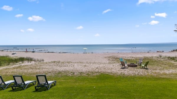 1496 Tiny Beaches Rd N, Tiny, ON