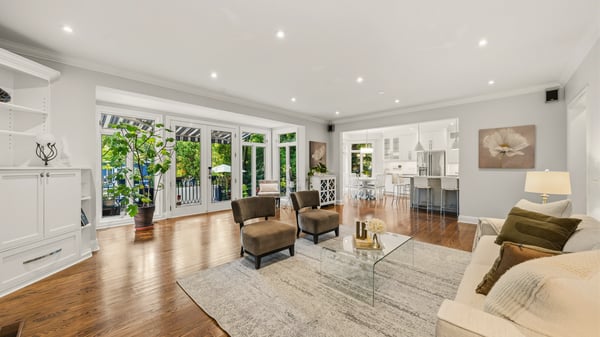 93 Hillview Rd, Aurora, ON
