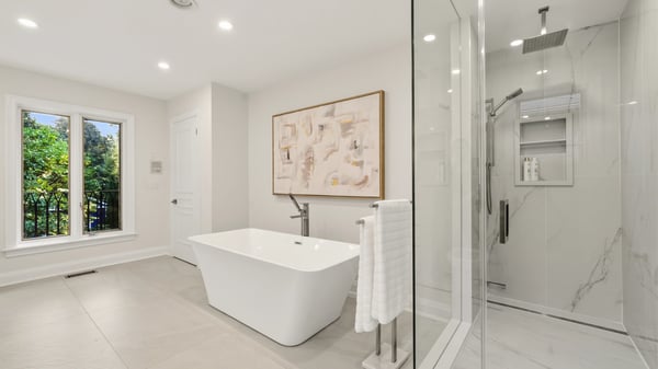 93 Hillview Rd, Aurora, ON
