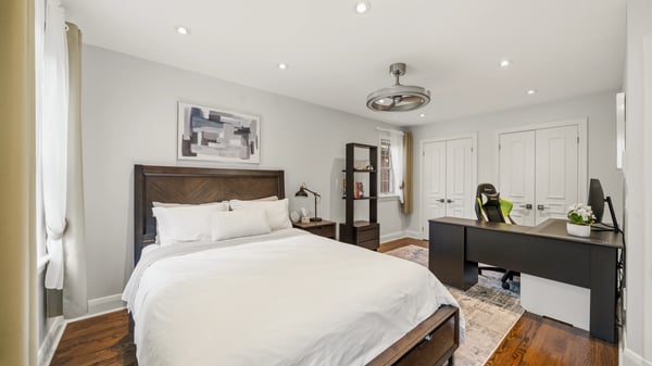 93 Hillview Rd, Aurora, ON