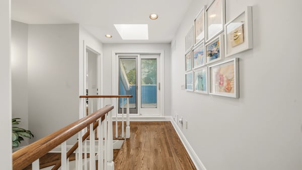 93 Hillview Rd, Aurora, ON