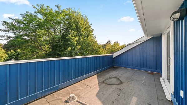93 Hillview Rd, Aurora, ON