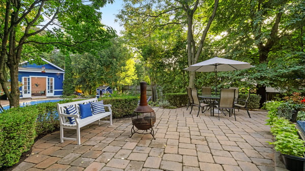 93 Hillview Rd, Aurora, ON