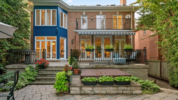 93 Hillview Rd, Aurora, ON